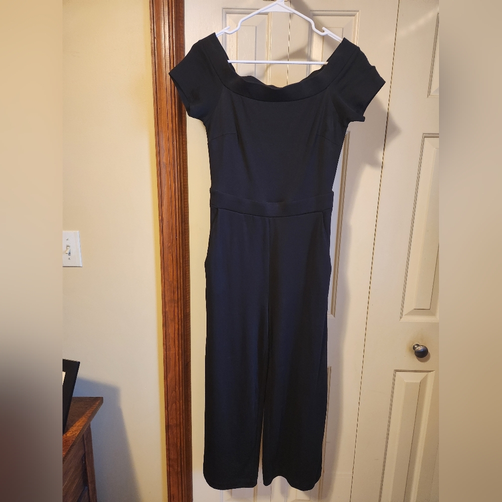 Black On Or Off Shoulder Cropped Jumpsuit With Pockets